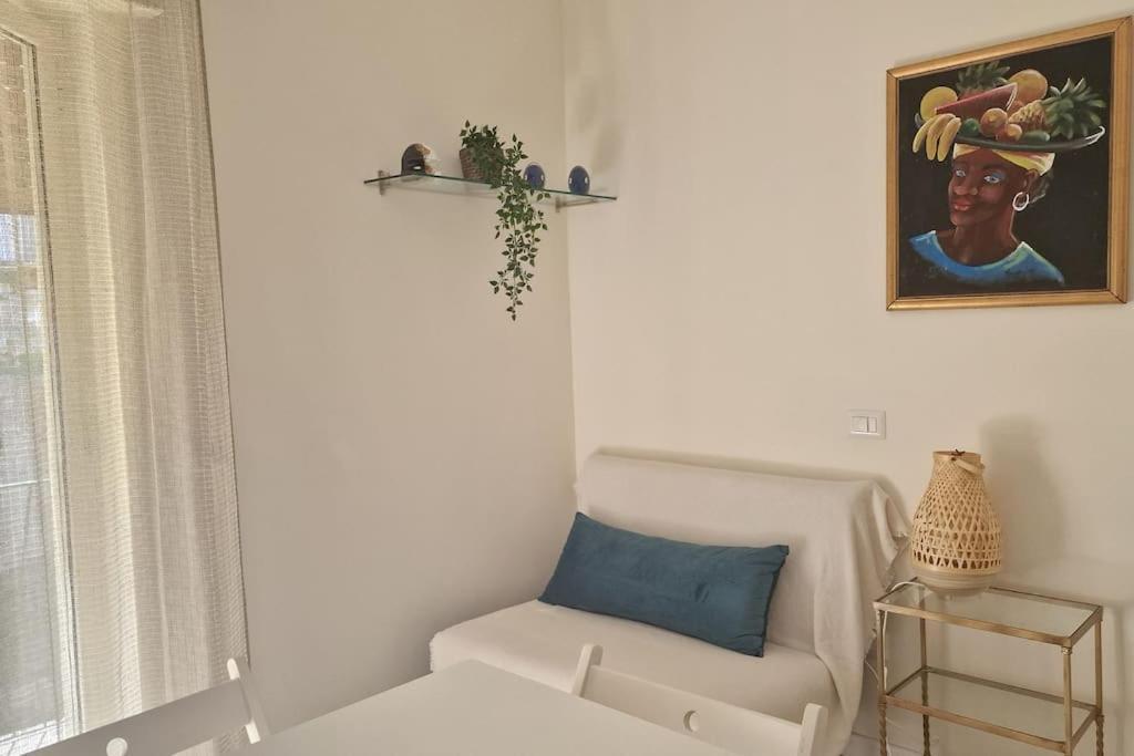 Piccolo Appartamento Di Charme Naples Exterior photo